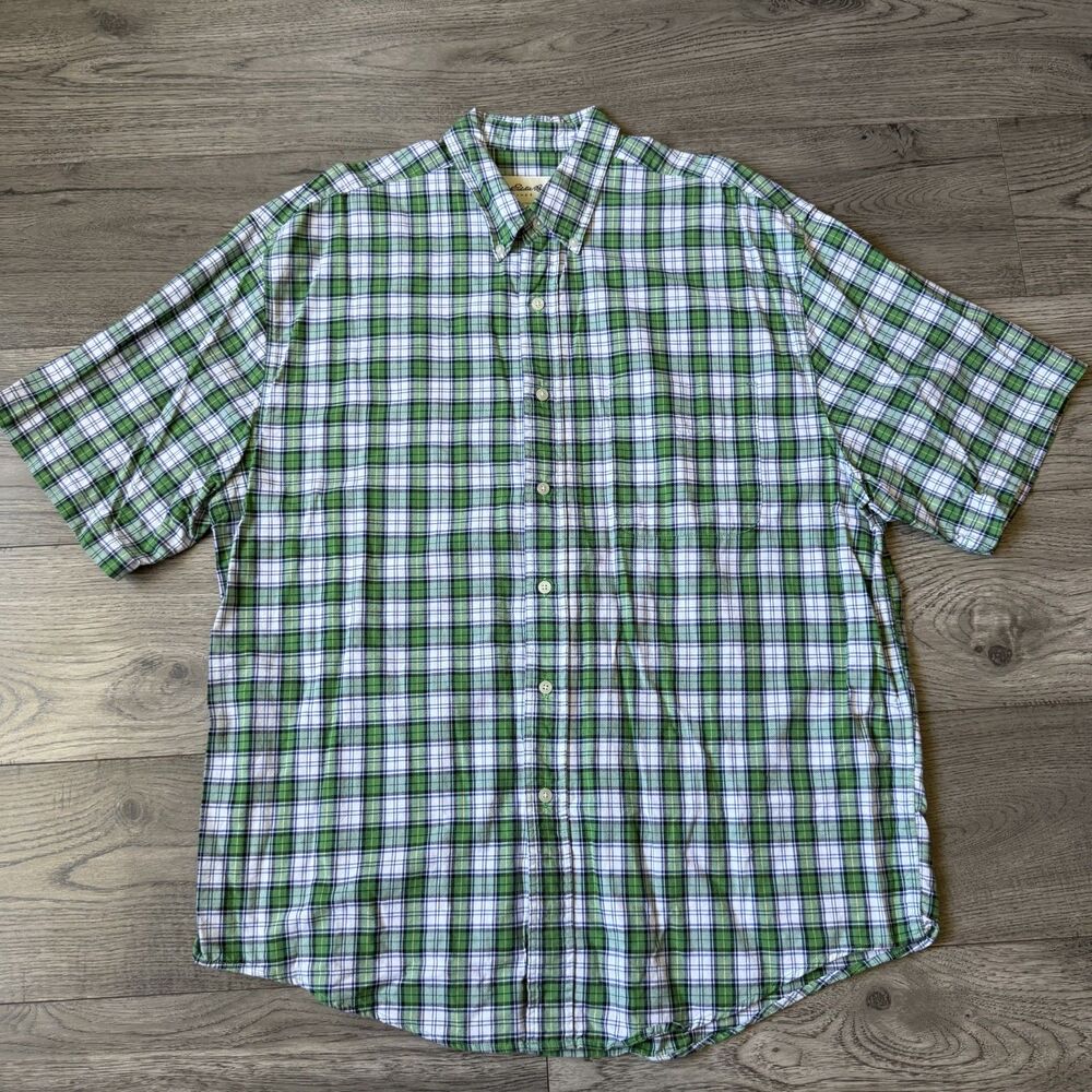 Eddie Bauer‎ Men's Plaid Casual Short Sleeve Button Down Shirt - Size Large